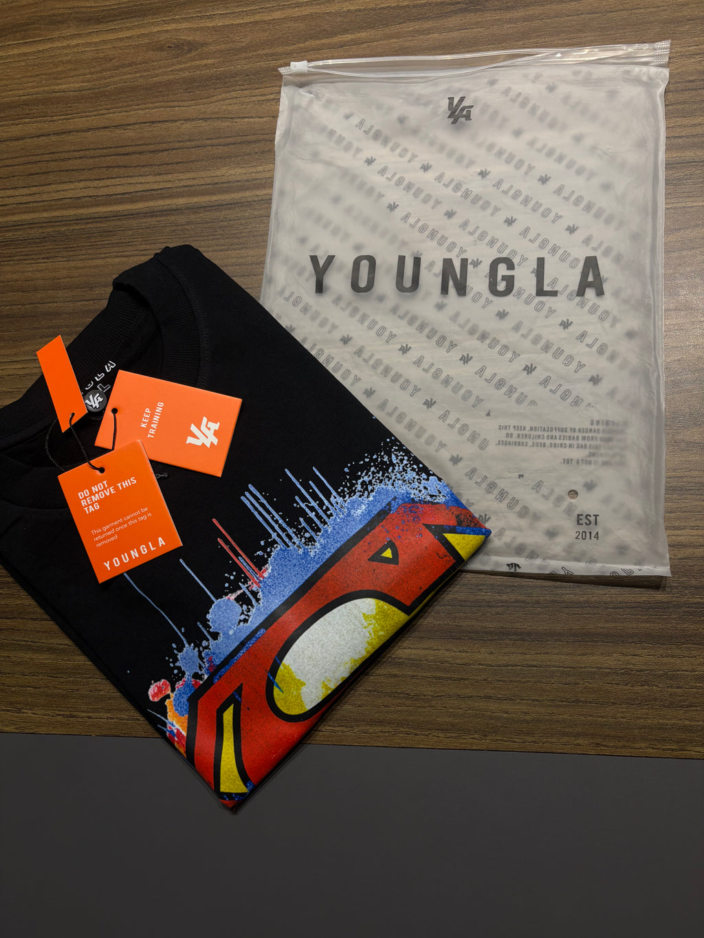 YOUNGLA x Superman Oversized Graphic T-Shirt – Black