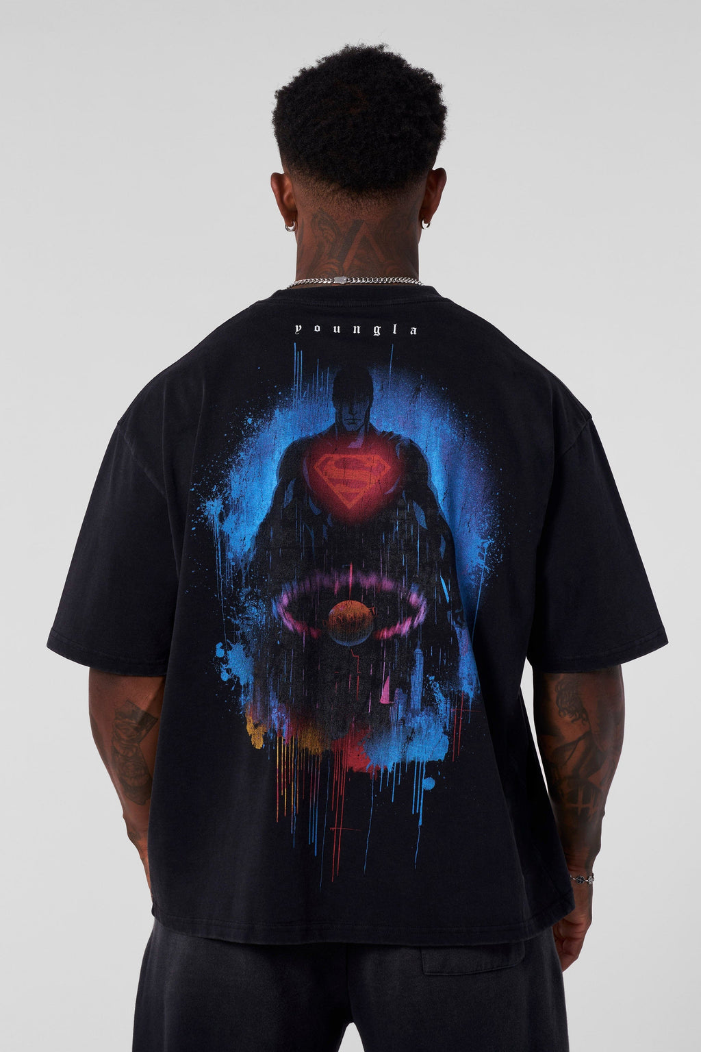 YOUNGLA x Superman Oversized Graphic T-Shirt – Black